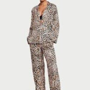 Victoria's Secret Leopard Print Pajama Set